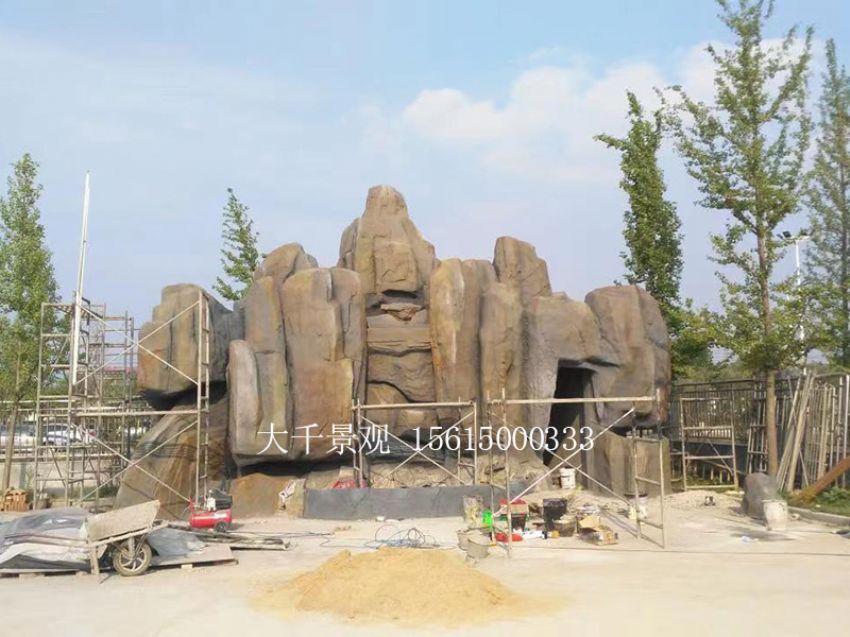 點(diǎn)擊查看詳細(xì)信息<br>標(biāo)題：假山 閱讀次數(shù)：1592